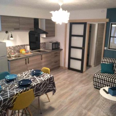 Joli Petit Logement En Centre Ville De Бриуд Экстерьер фото