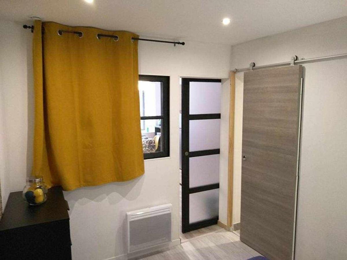 Joli Petit Logement En Centre Ville De Бриуд Экстерьер фото